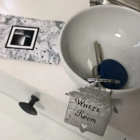 White | Enjoy Naples, The Cleanest Way