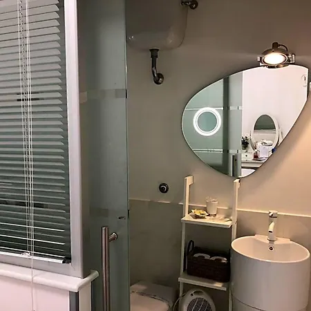 White | Enjoy Naples, The Cleanest Way Hotel 3*